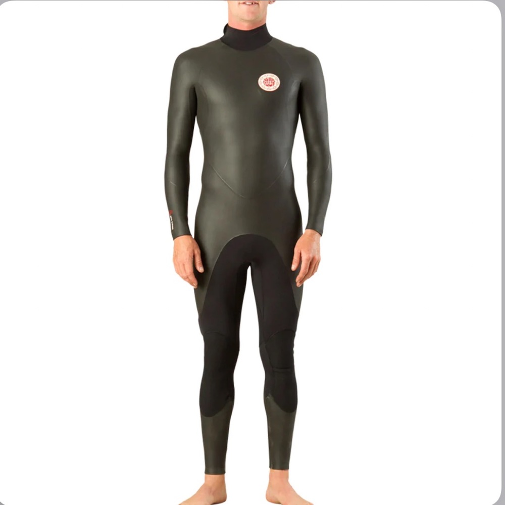 BNWOT Nineplus Mens Wetsuit